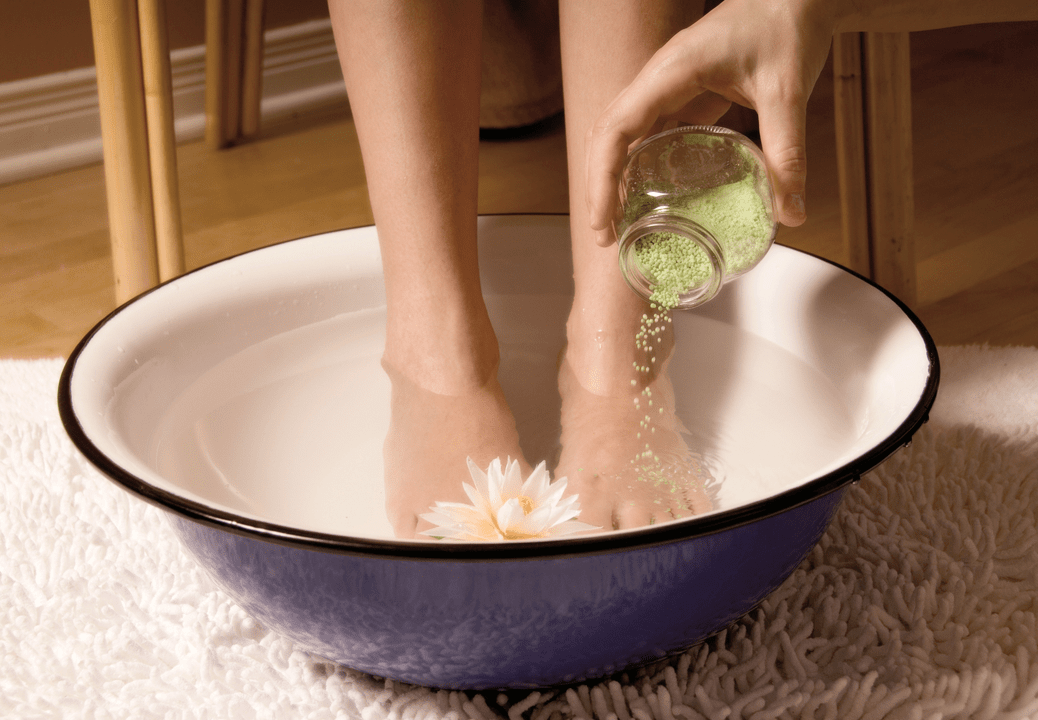 anti-fungal therapeutic baths